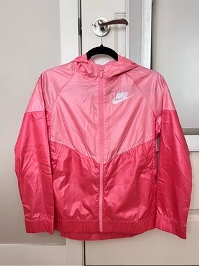 Nike Windrunner Jacket in Coral/Pink (Size XL Youth)
